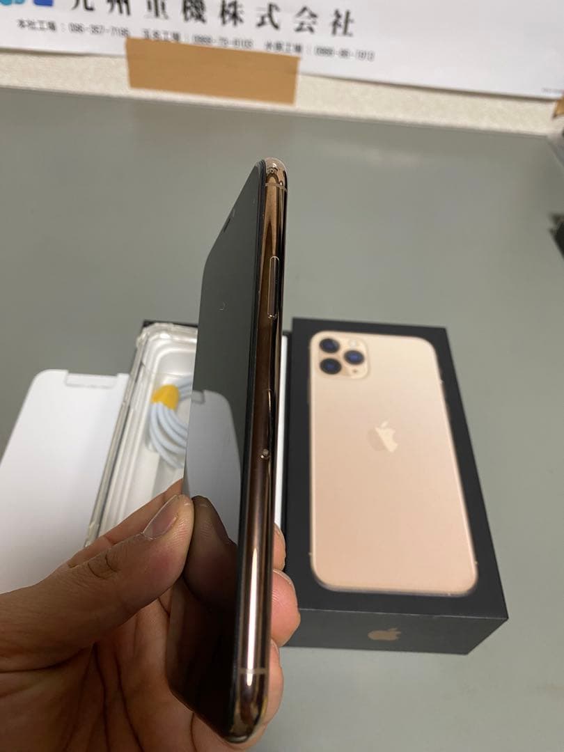 Apple iPhone 11 Pro ゴールド 本体　87%