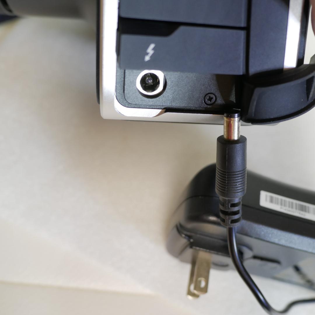 ビデオカメラ BMPC4K and GeniusRigCameraRig