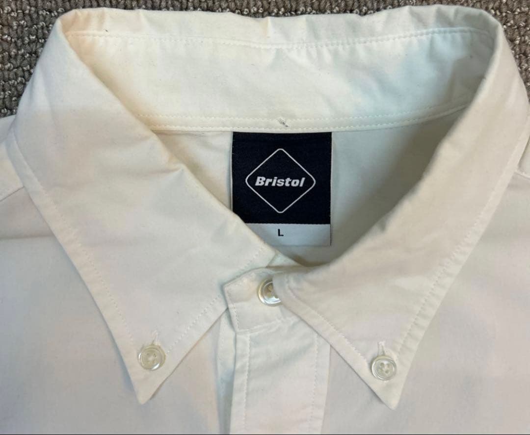 F.C.Real Bristol ボタンダウンシャツ