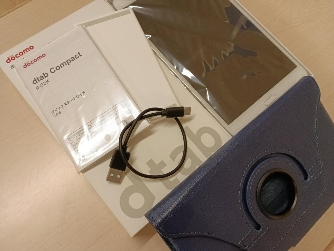 【極美・箱・カバー】docomo d-02k dtab 32GB Android