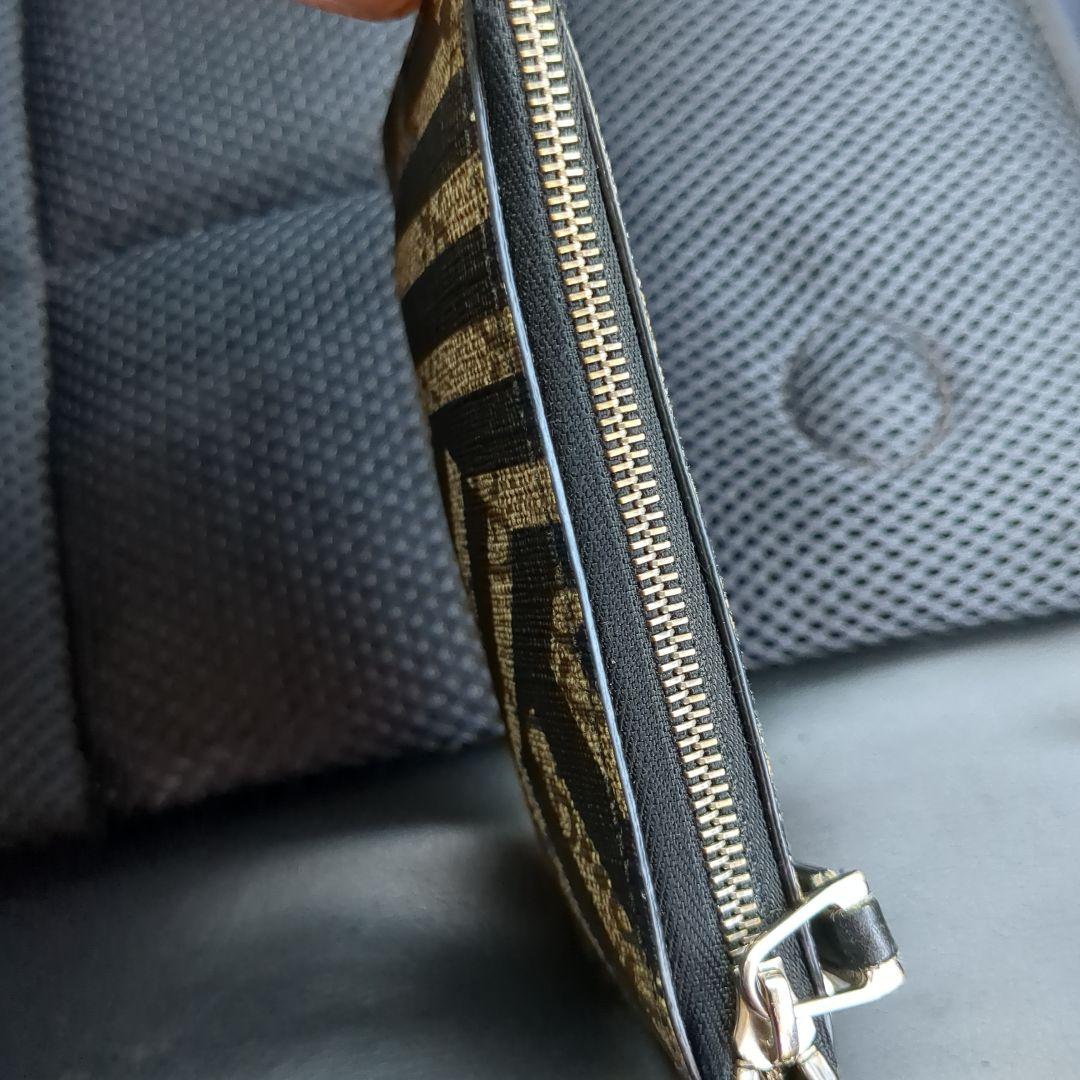 グッチ カレイド ケース GGスプリーム 総柄 チャーム グレー 黒美品