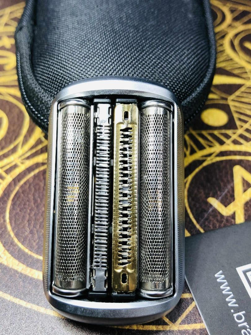 【美品】BRAUN シリーズ9 Pro 9495cc メンズ電気シェーバー