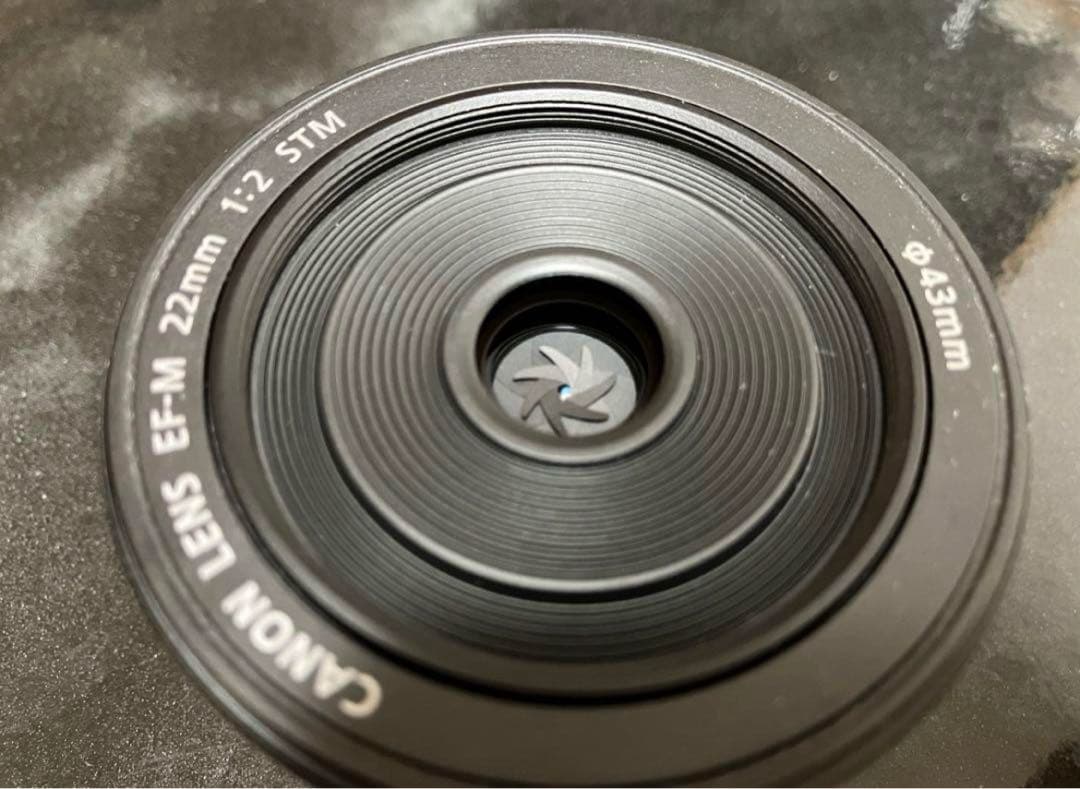 EOS Kiss M2ダブルレンズキット(ブラック)