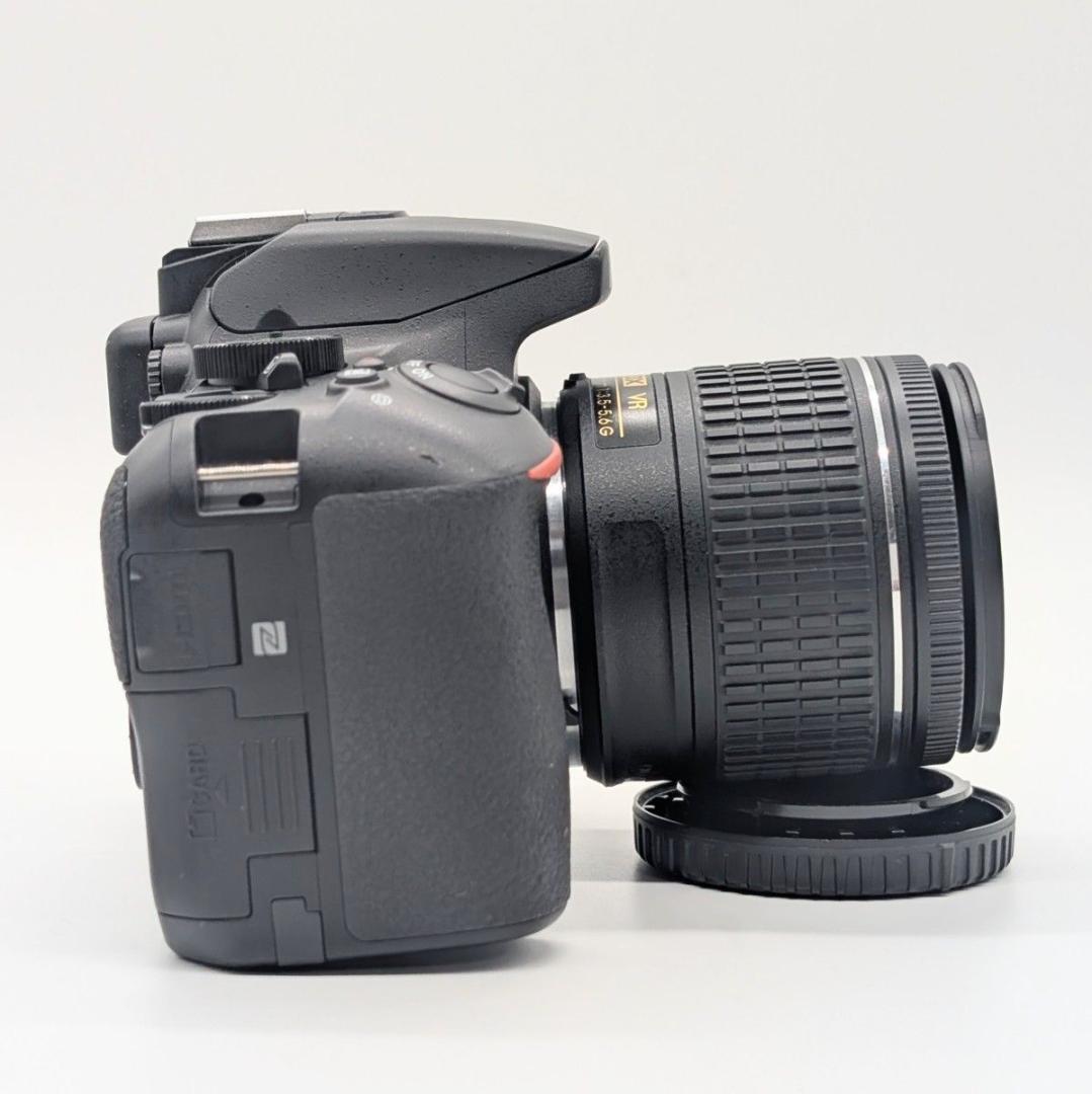 【新品級】Nikon D5600 レンズキット Wi-Fi搭載
