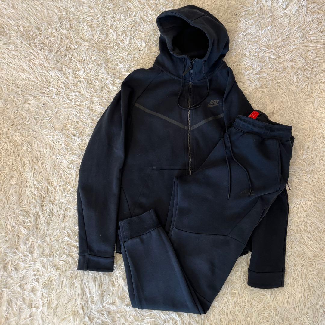 Nike 赤タグ　希少品‼️Nike テックフリース　セットアップ M/Ｌサイズ