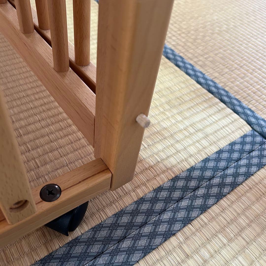 SAWABABY 木製ベビーベッド キャスター付き