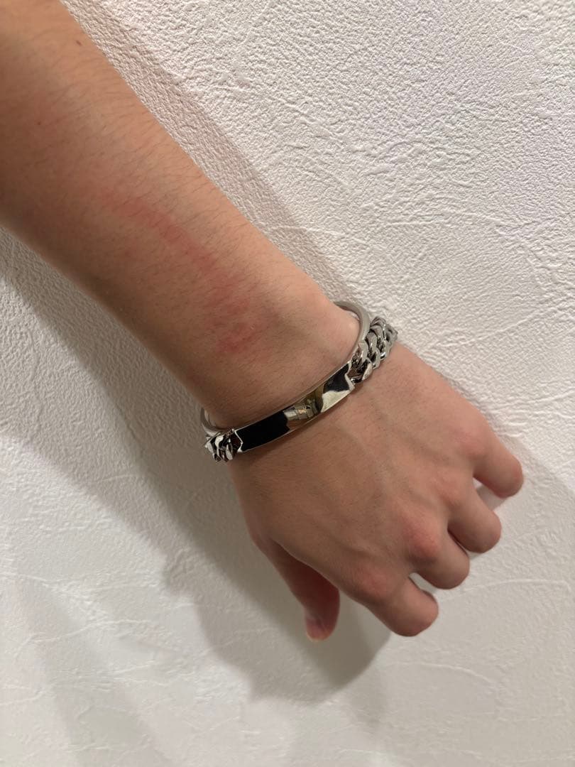 【新品未使用】Maison Margiela ロゴ カフ ブレスレット