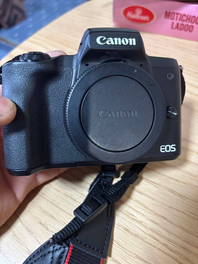 Canon EOS ミラーレスカメラ 本体