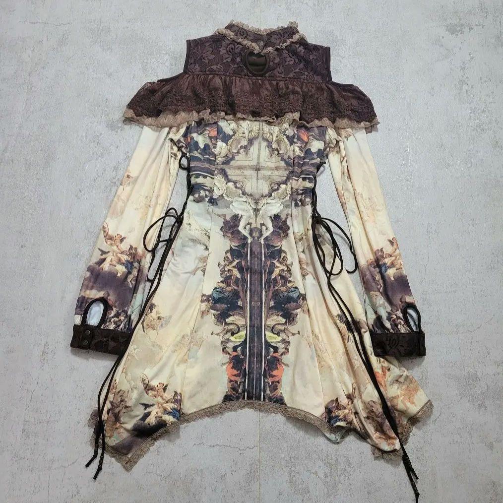 美品 オッズオネスト 天使柄 肩出しレースアップワンピース 茶