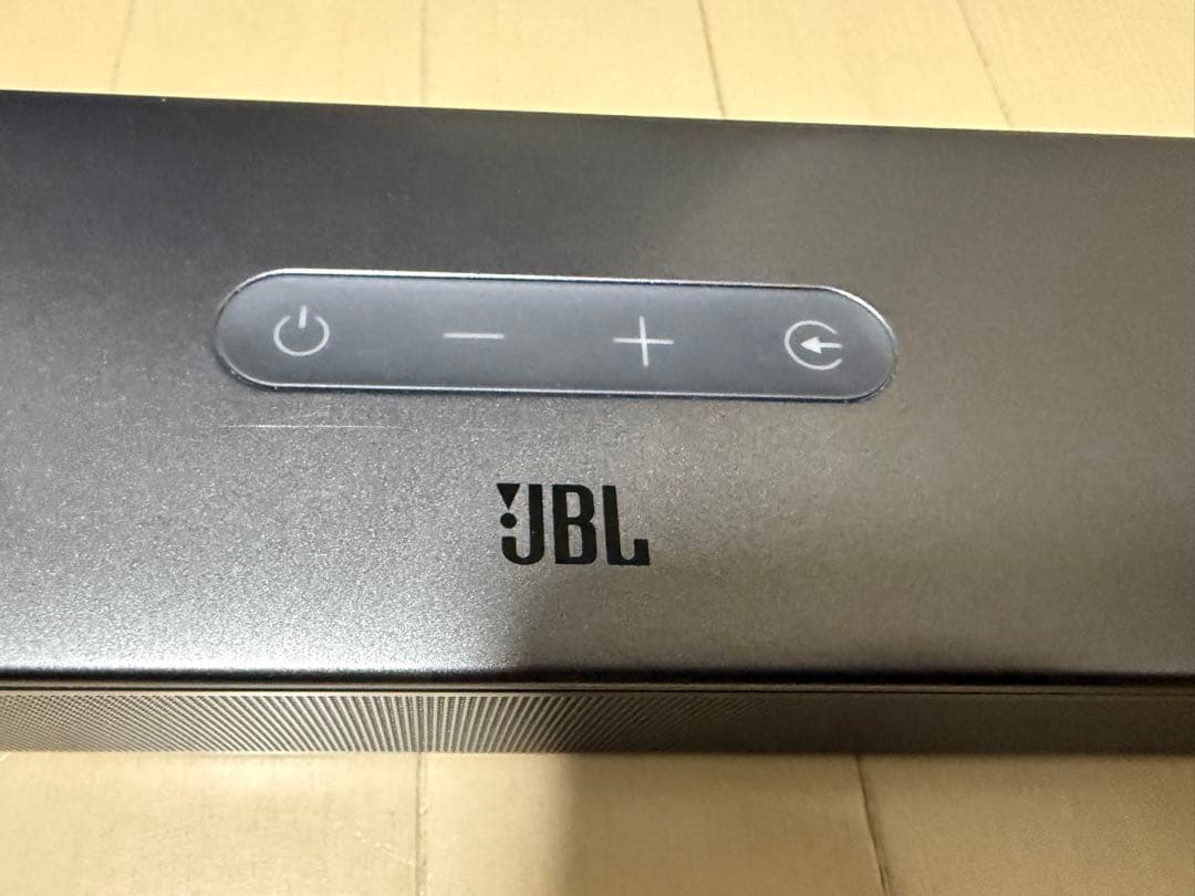 JBL オールインワンスピーカー 本体と付属品