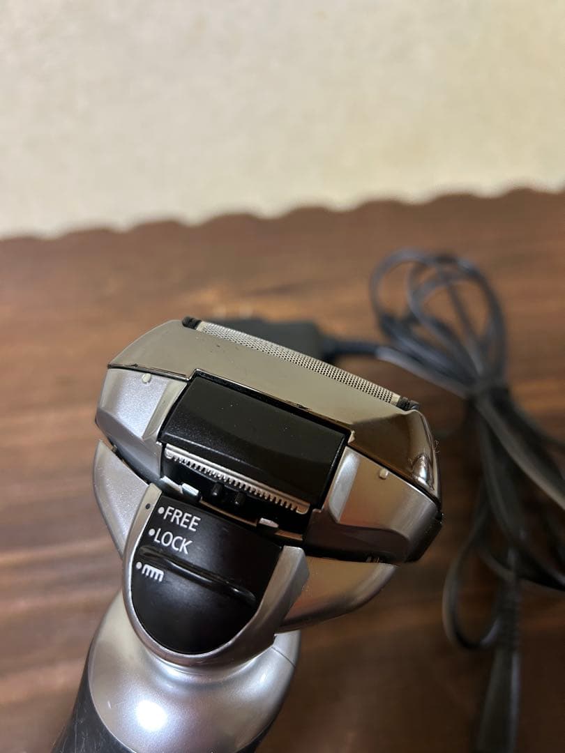 パナソニック　電動髭剃り　中古品　ES-LV80 充電アダプター　送料無料　匿名