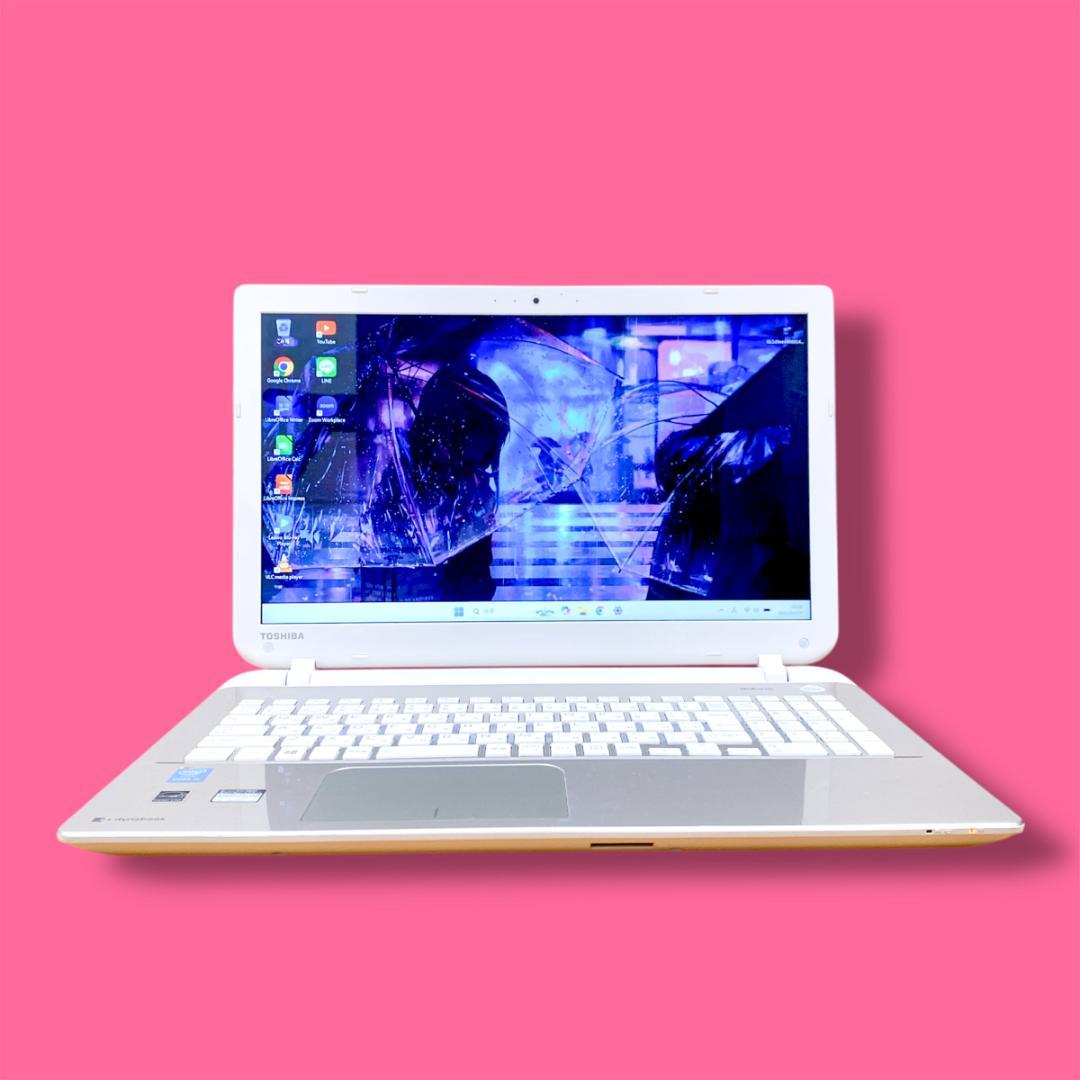 かぼちゃん✨Corei5 新品SSD512 メモリ16搭載 すぐ使える東芝