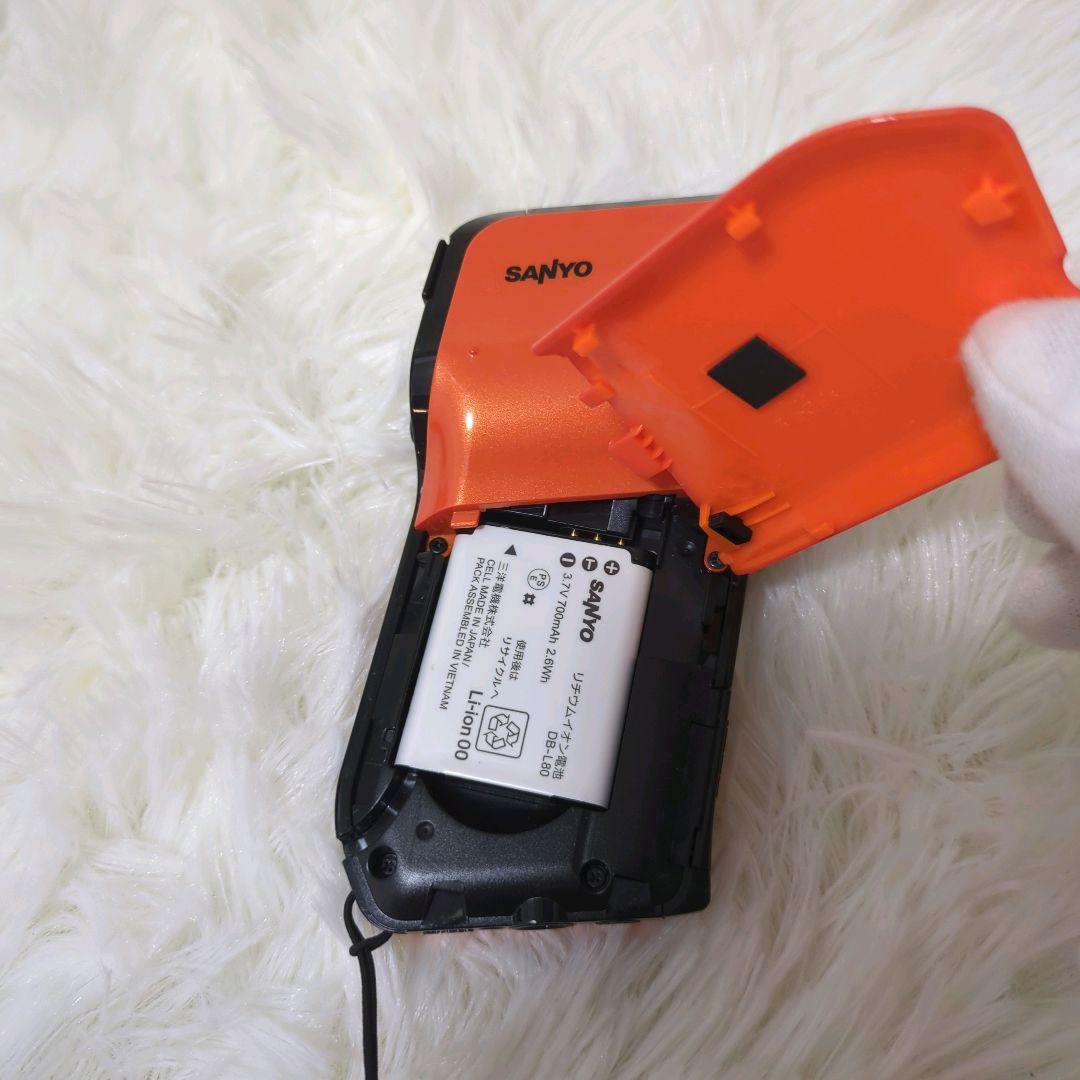 箱付き美品✨️　希少　SANYO Xacti DMX-CG11(D) オレンジ