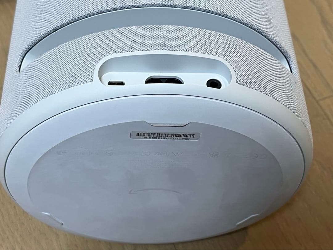 Echo Studio グレーシャーホワイト　エコースタジオ