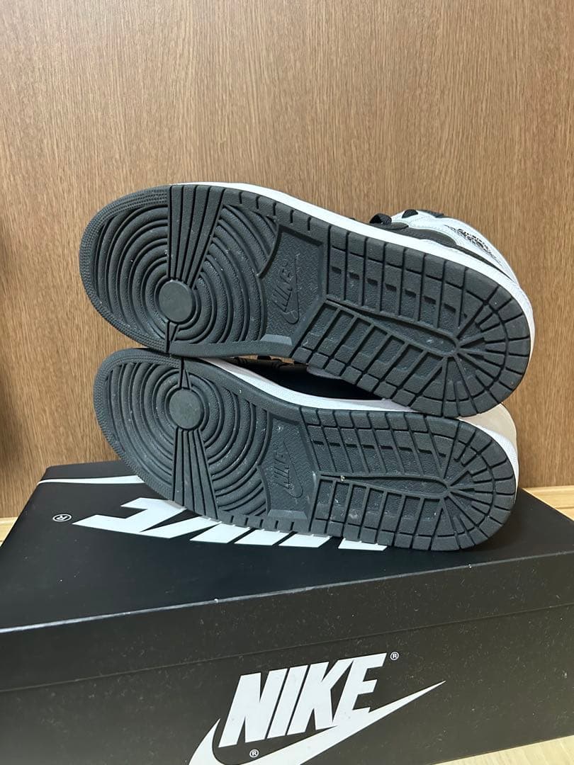 靴 Air Jordan 1 Retro High OG Black White