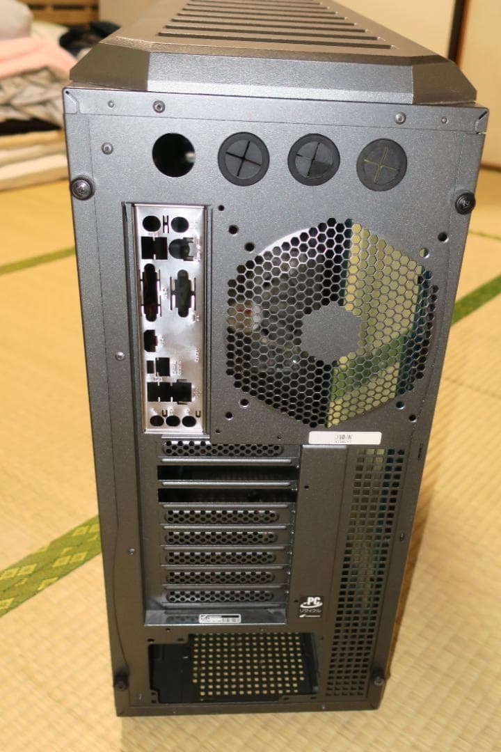 フルタワーPCケース　Diginos GRone ブルーレイドライブ付き