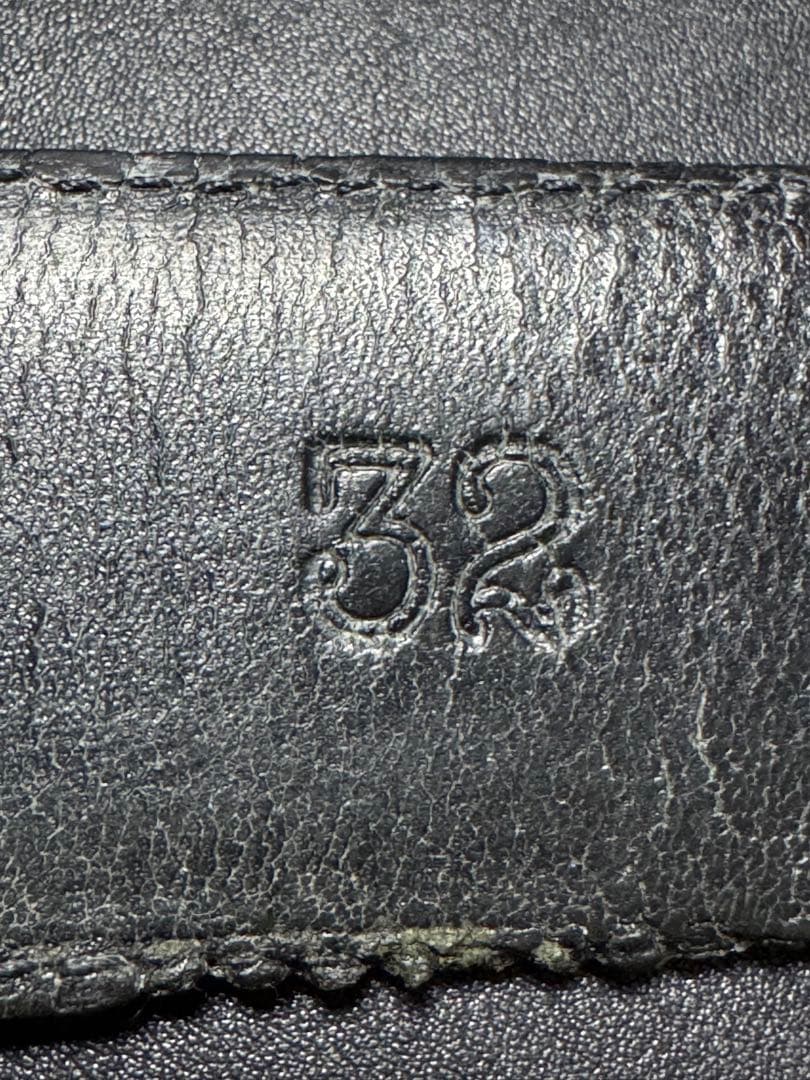 クロムハーツ 1.5インチ ベルトストラップ 32インチ フローラルボタン