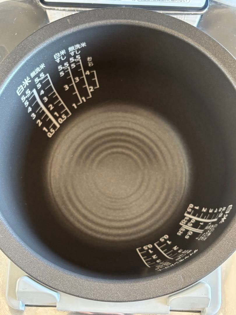 美品TOSHIBA RC-10VSV 真空圧力IH炊飯器