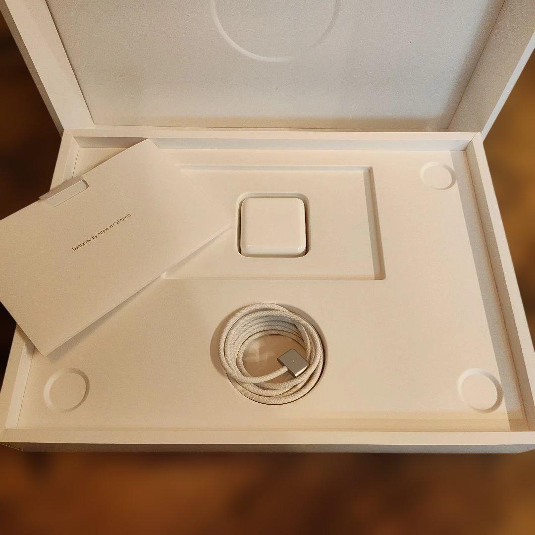 MacBook Air M3 13インチ 24GB 1TB US配列 ゴールド