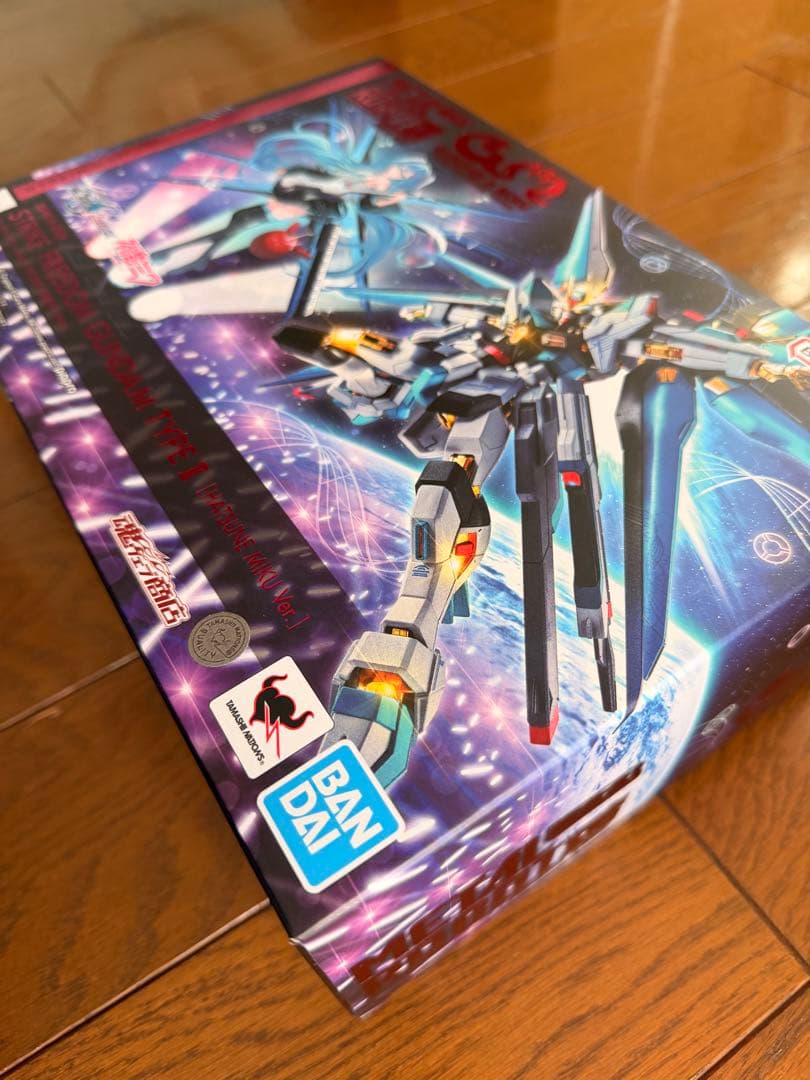 新品未開封 L ROBOT魂 ストライクフリーダムガンダム弐式 初音ミク