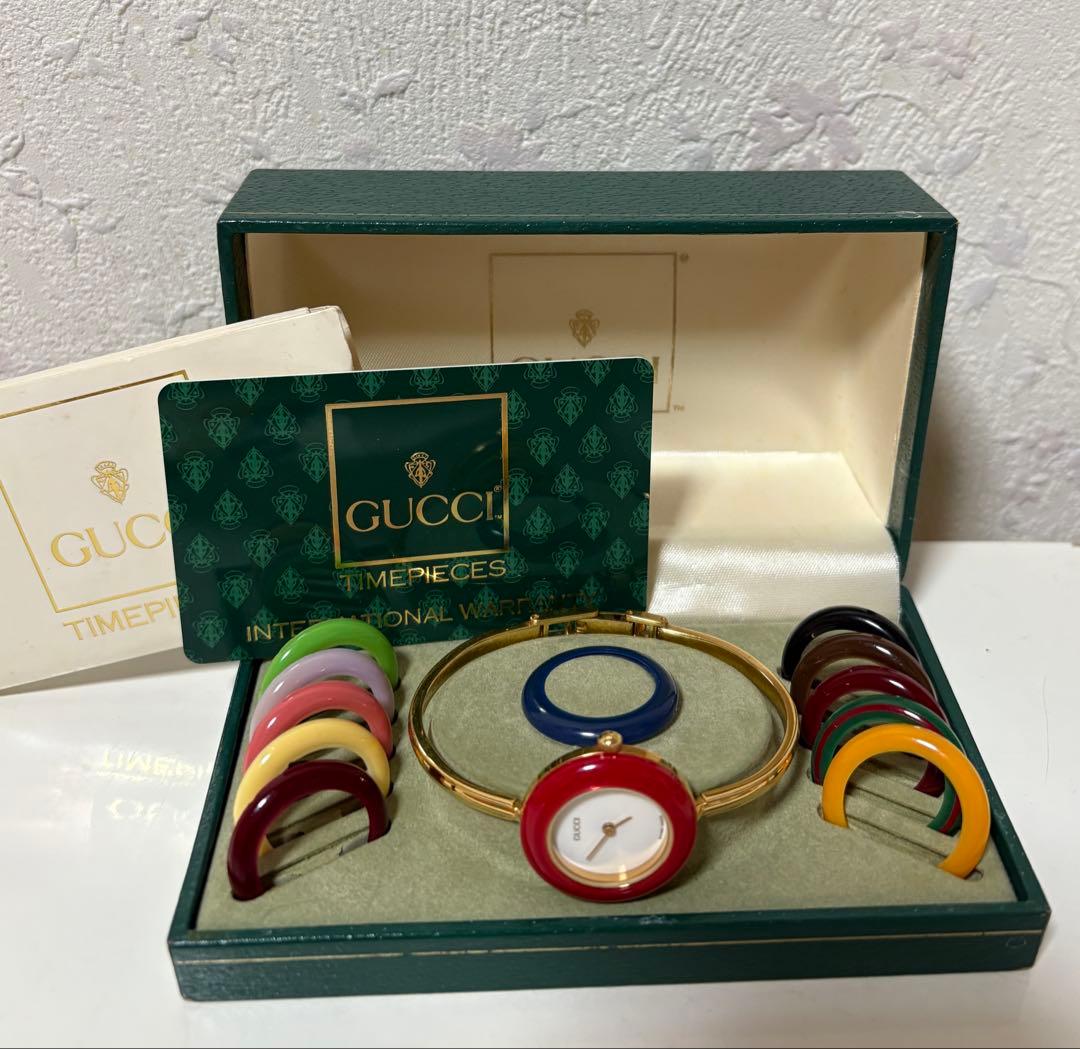 GUCCI チェンジベゼル バングルウォッチ アナログ腕時計・稼働品