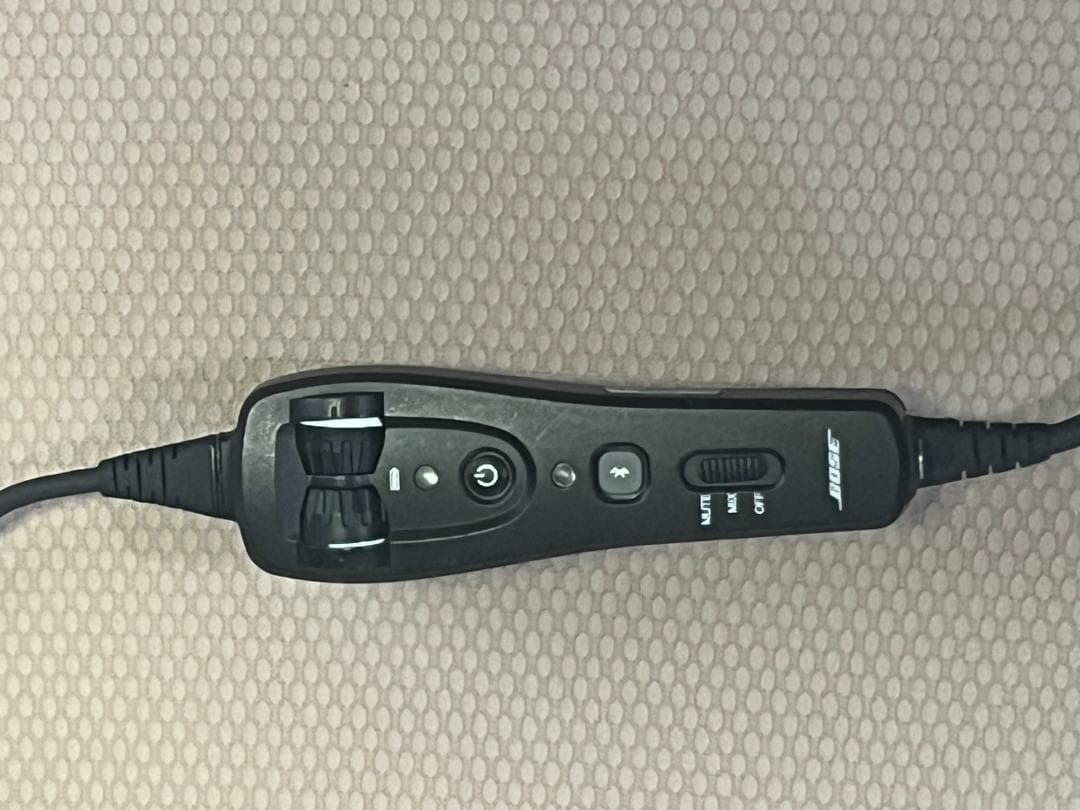 り*ゅ様 BOSEボーズ A20 Aviation Headset 2plugs