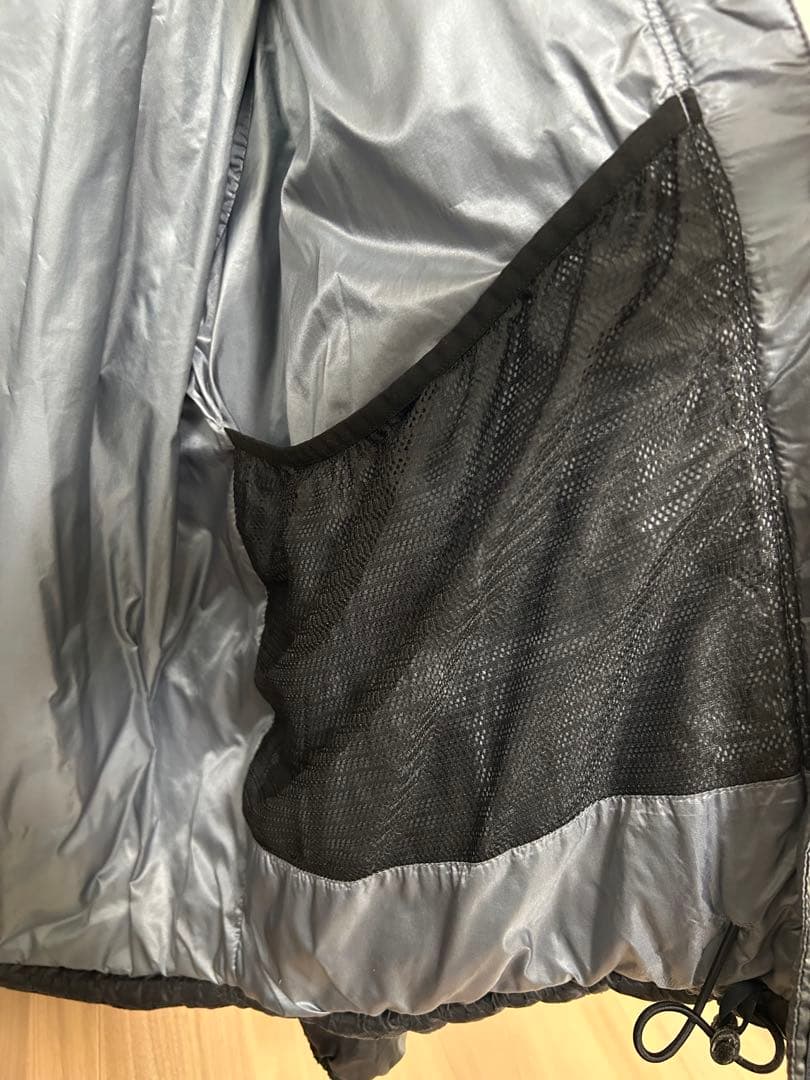 Patagonia（パタゴニア）フード付き ダウンジャケット メンズ Lサイズ