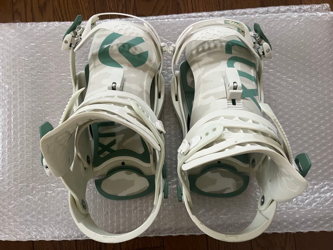 FLUX 22-23 限定モデル 戸塚優斗 プロシグナーチャーカラー　M