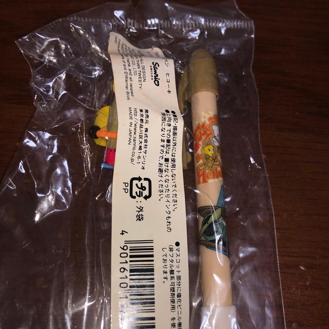 公*o様 トゥイーティー ハローキティ ボールペン ヒコーキ　飛行機