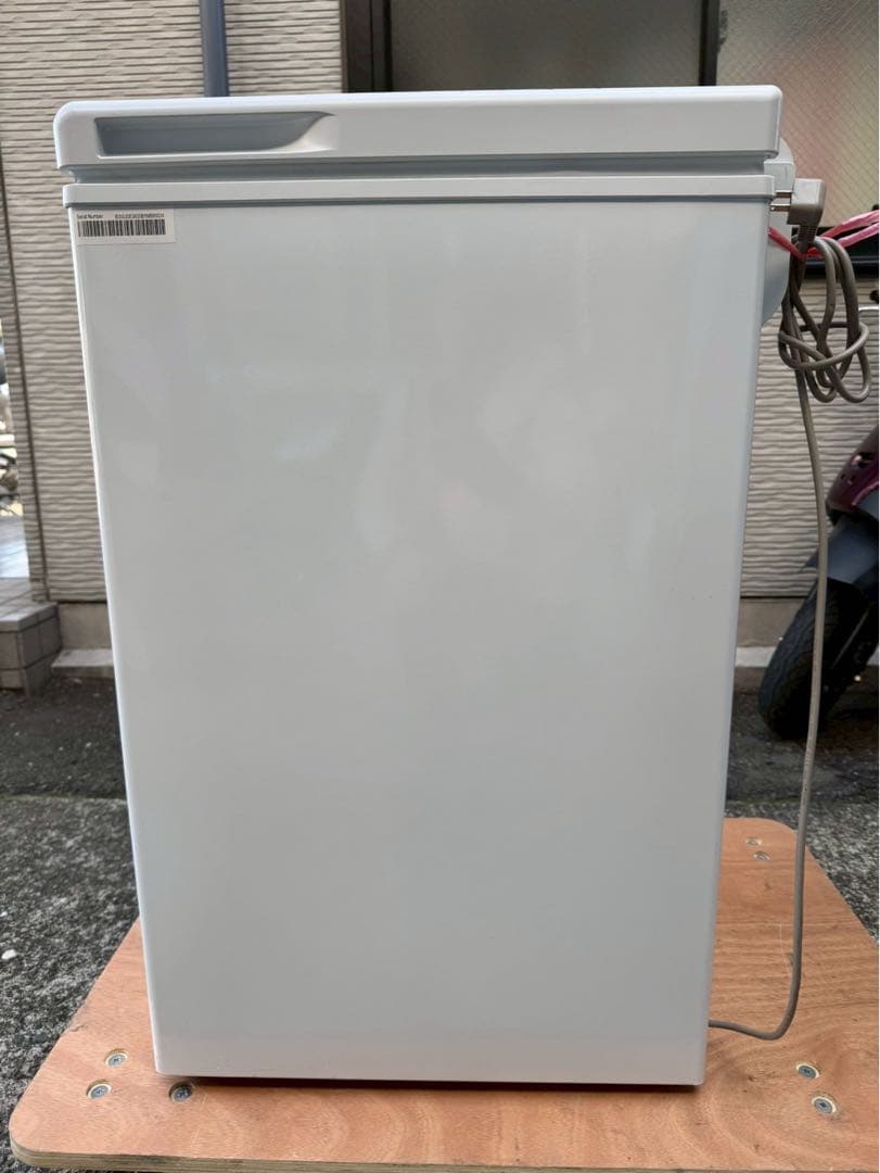 【美品】Haier ハイアール　JF-NC66F(W) 冷凍庫