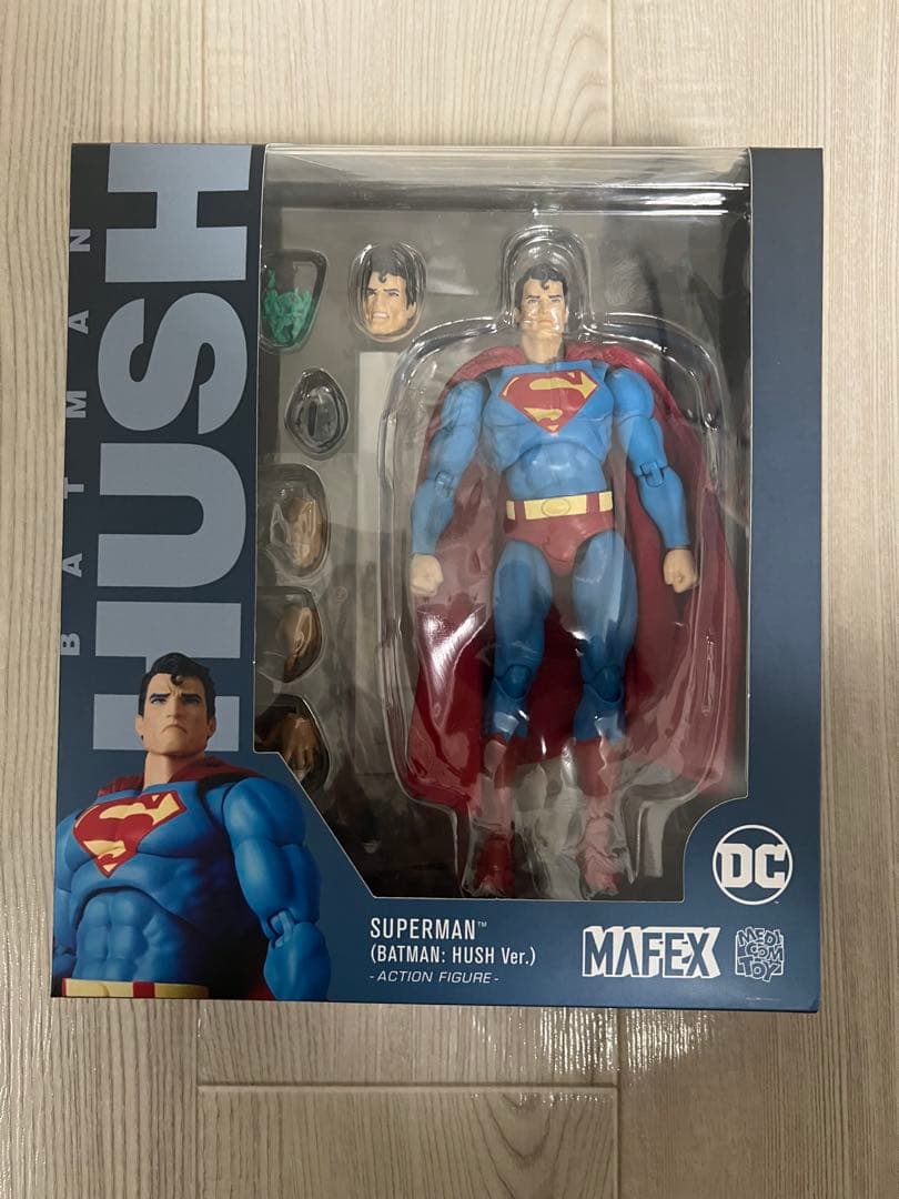 MAFEX スーパーマン (バットマン: ハッシュ版)