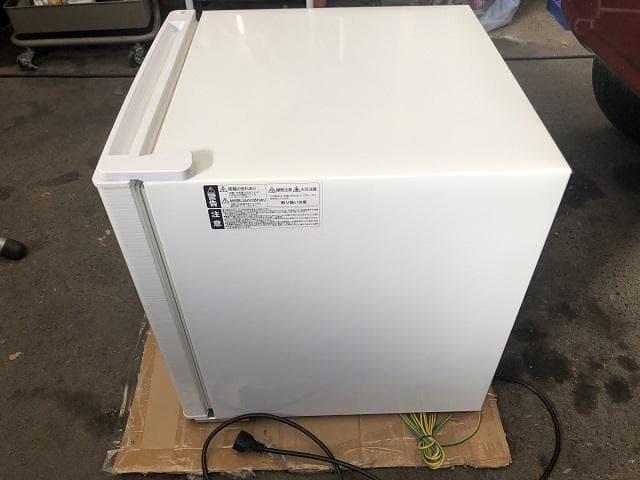 埼玉2021年製 アビテラックス 45L 1ドア冷蔵庫 AR-45KS 右開き