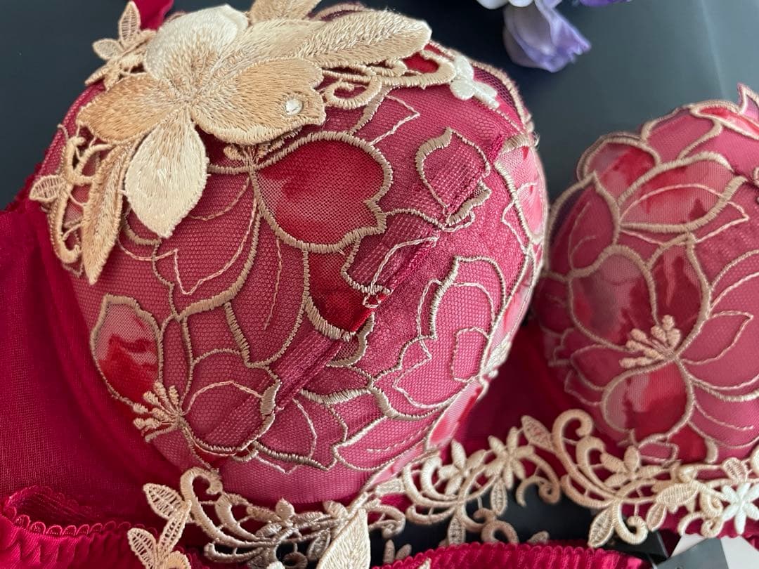 サルート D75/M 36G RP ヴィーナス