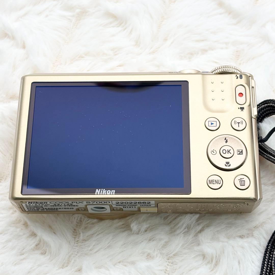 美品・動作良好✨ Nikon COOLPIX S7000 ゴールド Wi-Fi