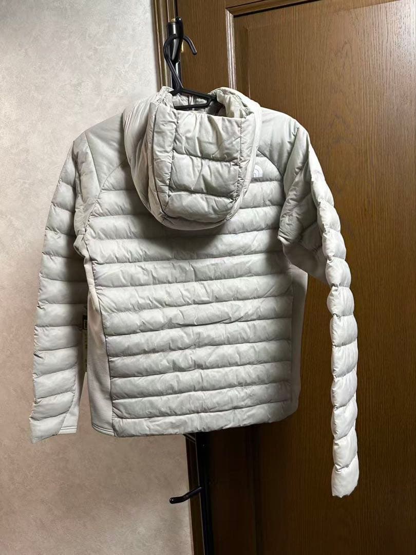 THE NORTH FACE 中わたジャケットレッドランフーディ