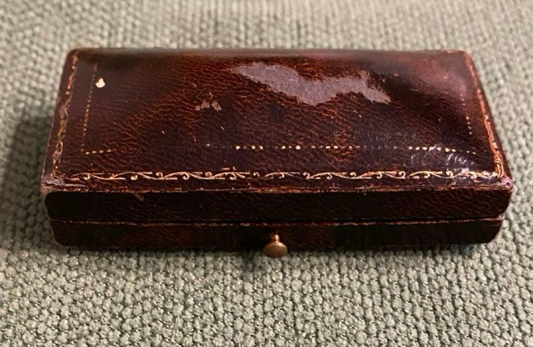 【コネちゃん☺️】アンティーク・イヤリング・ケース②⑦2点