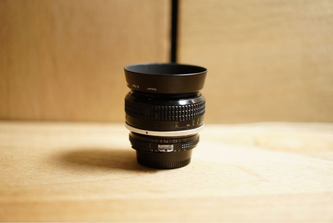 Nikon 55mm f/1.2 単焦点レンズ