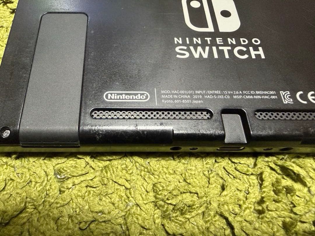 NintendoSwitch&ホリパッド&追加コントローラー& ポーチ　おまけ付