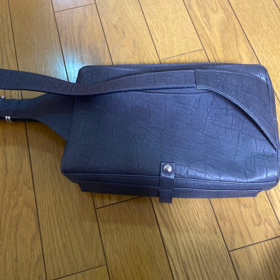 エムユーエル　ボディバック　グレーシルバーペイント　半額以下