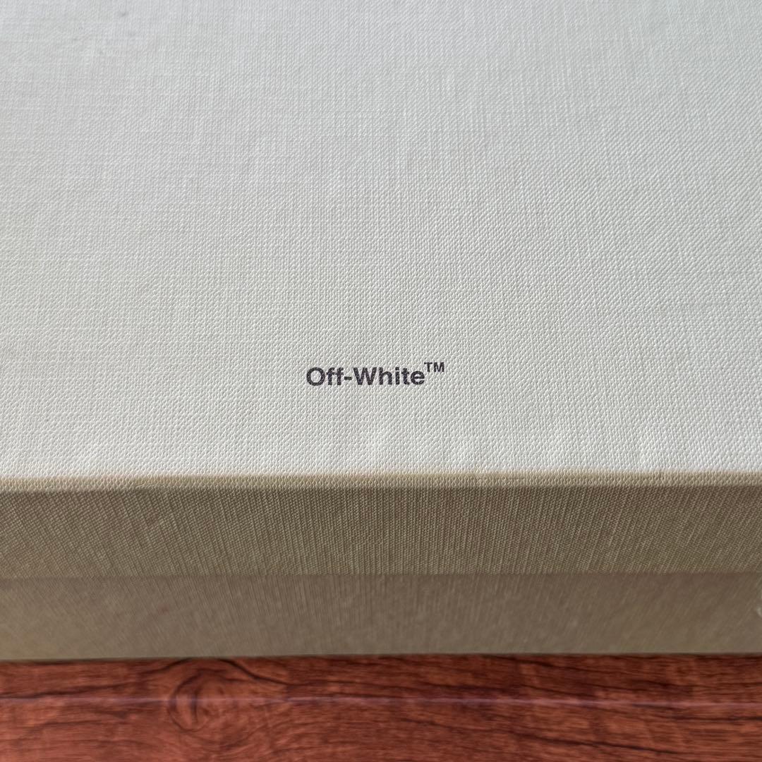 ‼️本日限定価格‼️OffWhite箱タグ付 グレー/ブラック スウェードスニーカー