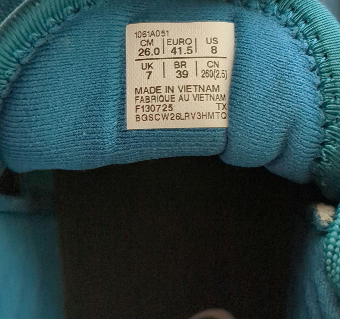 RS様極美品アシックスASICS ノヴァサージNOVASURGE LOW 2