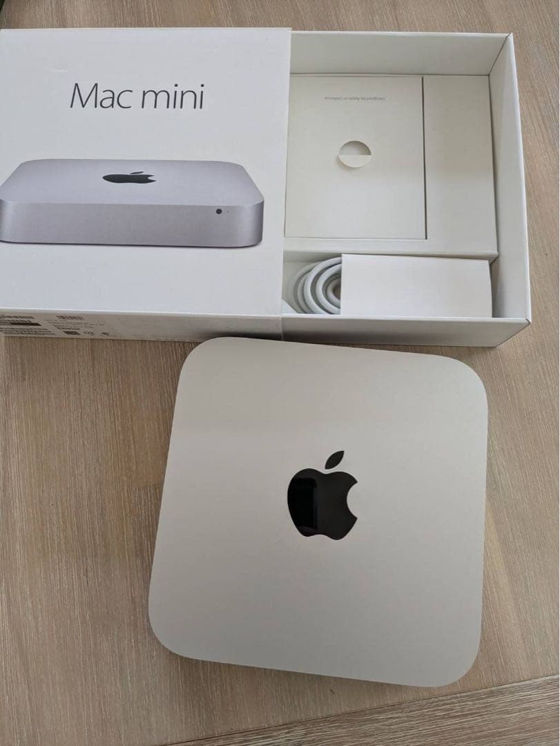Apple Mac mini シルバー
