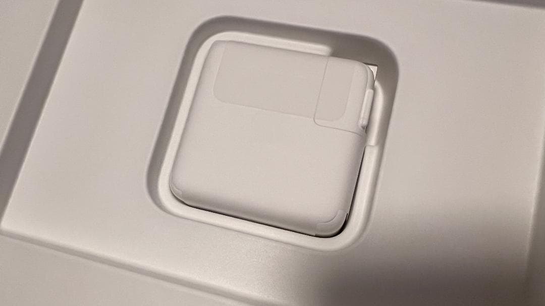 [極美,整備済製品]MacBook Pro M4 14インチ16GB 512GB