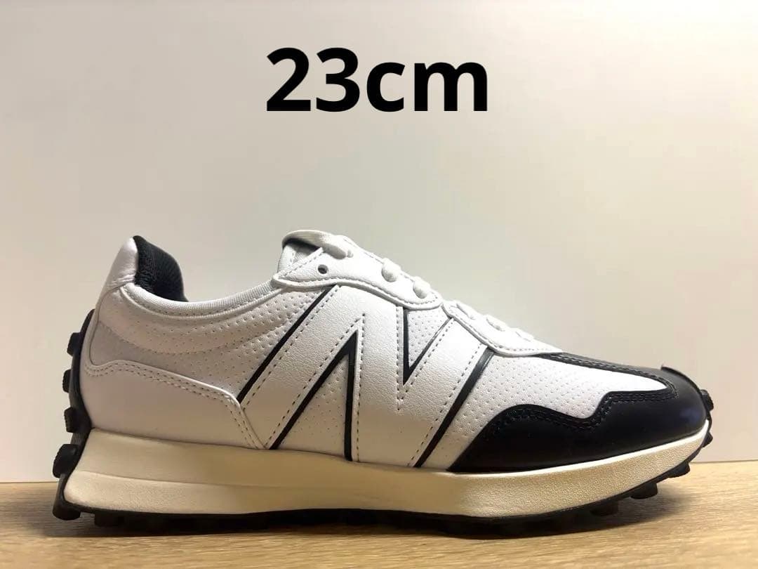 未使用 23cm D ニューバランスゴルフシューズ WGS327AF ホワイト