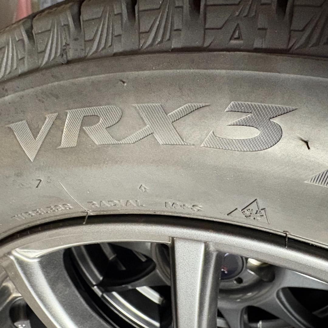 【年末年始セール】スタッドレス　vrx3　タイヤ・ホイール４本セット