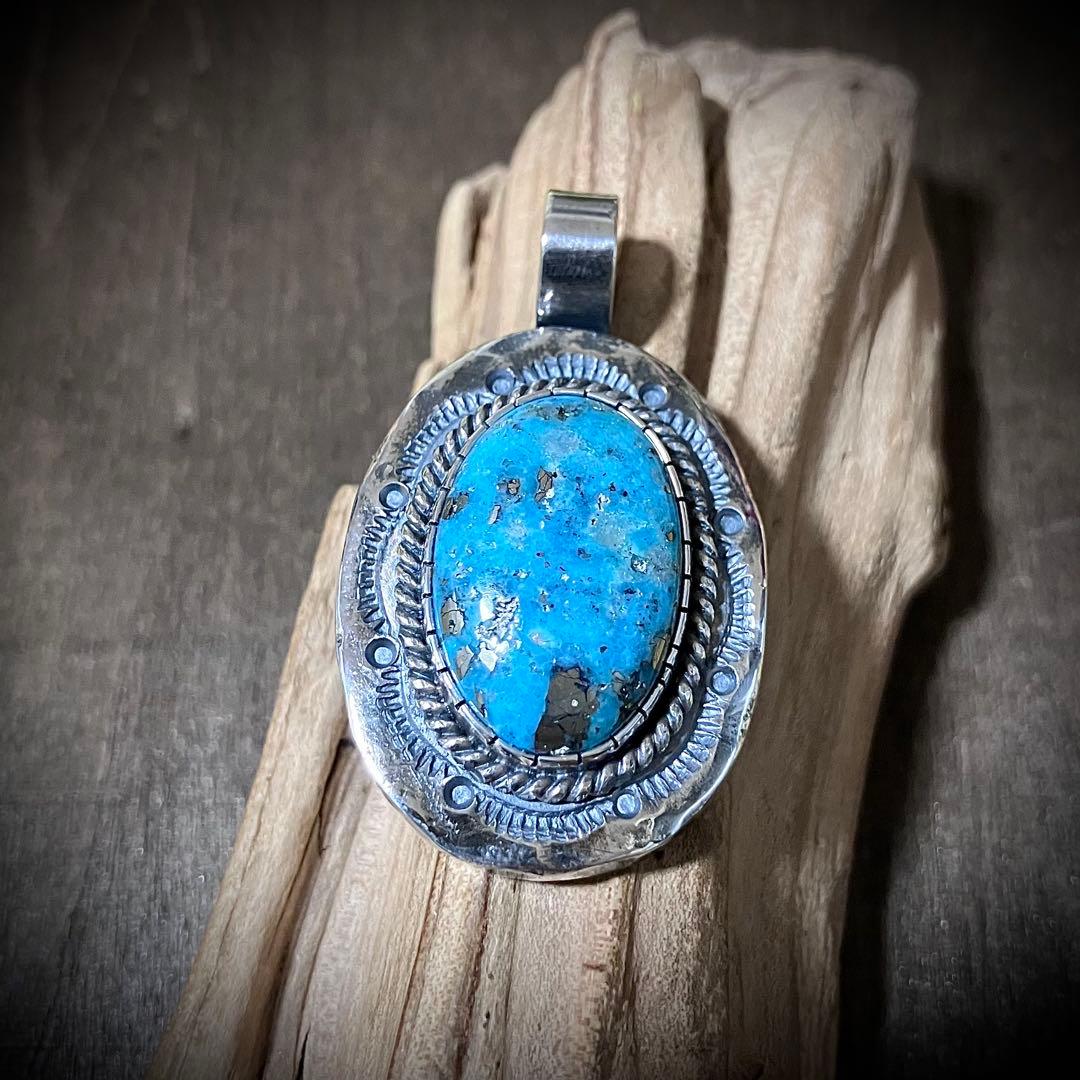 うゆ様　お問い合わせページ　ターコイズ×タタキ　ネックレス