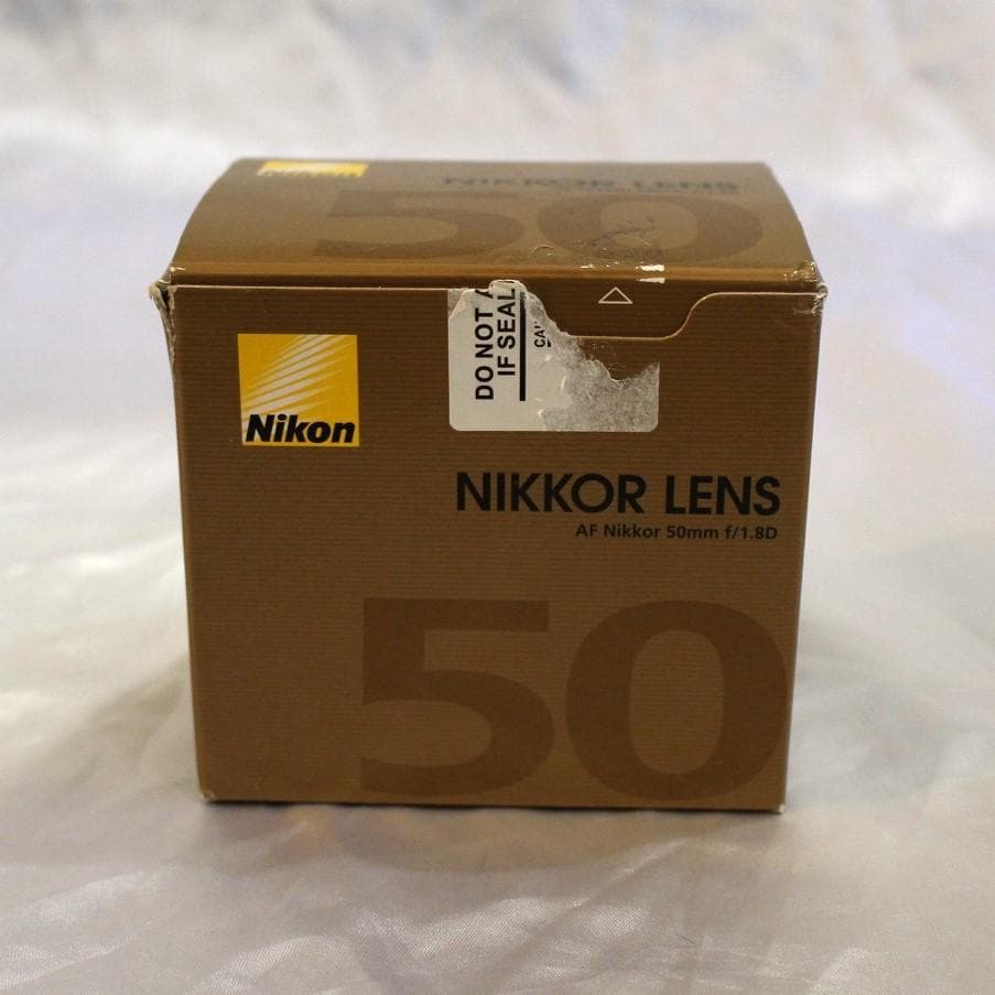 美品 Nikon AF 50mm f/1.8D レンズ ブラック