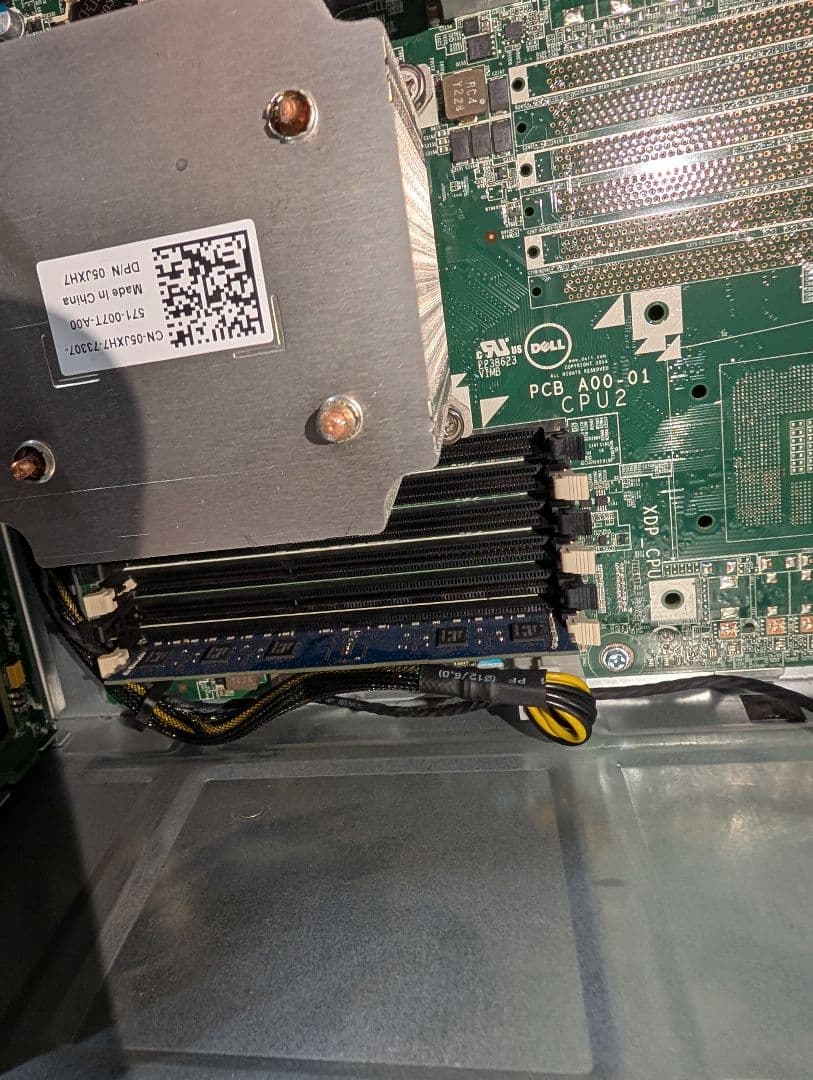 Dell PowerEdge T320 ワークステーション