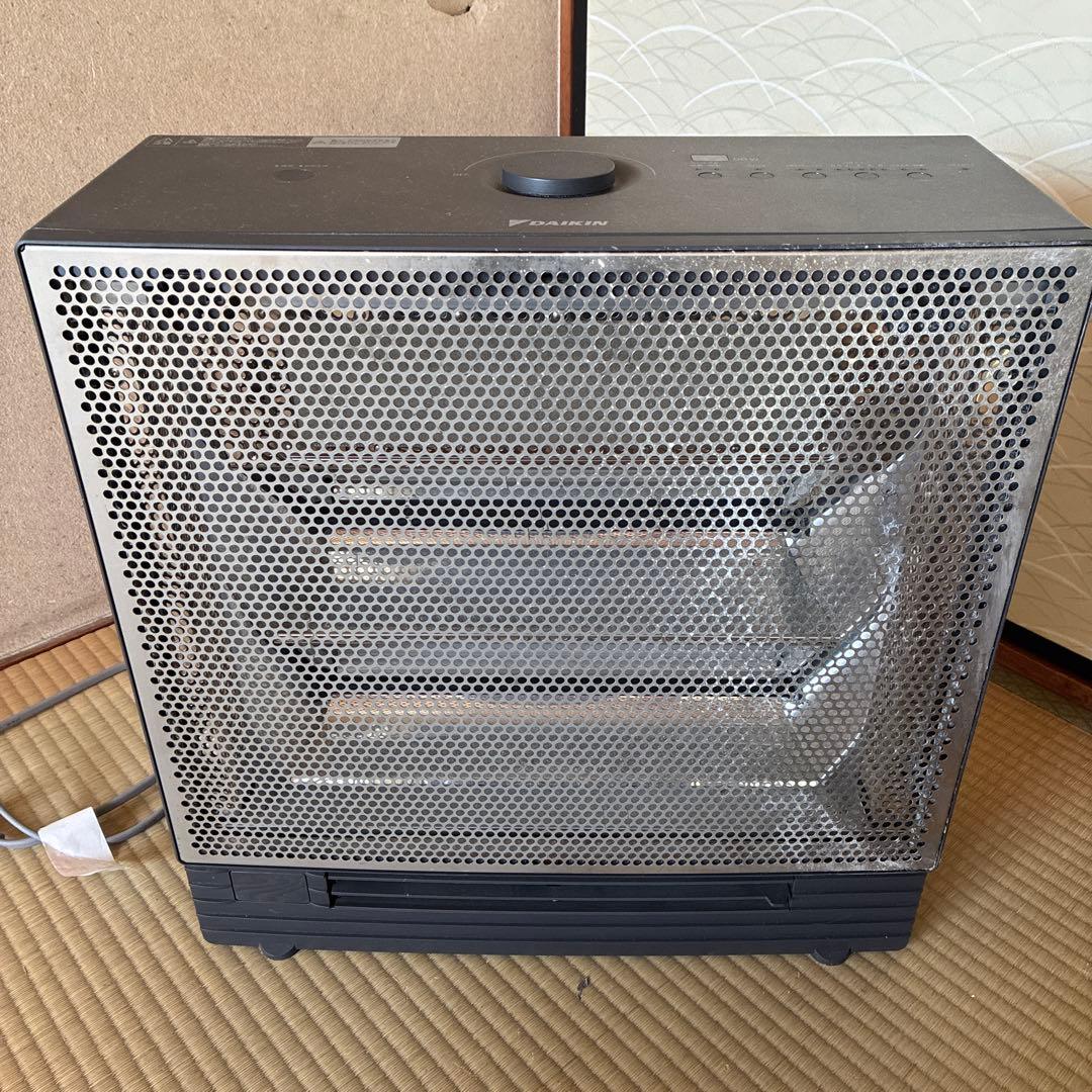 ダイキン セラムヒート WRH134AS-H 23年製