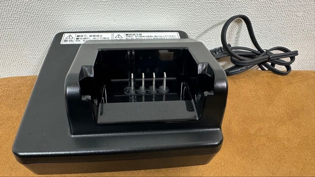 パナソニック電動自転車用バッテリー充電器 NKJ075Z1A